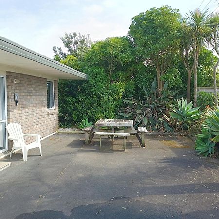 וויהי Beaches Motel מראה חיצוני תמונה