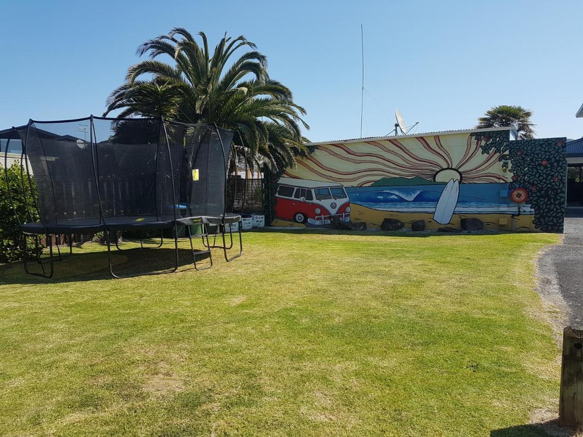 וויהי Beaches Motel מראה חיצוני תמונה